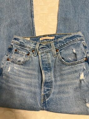 Levi's ribcage jeans